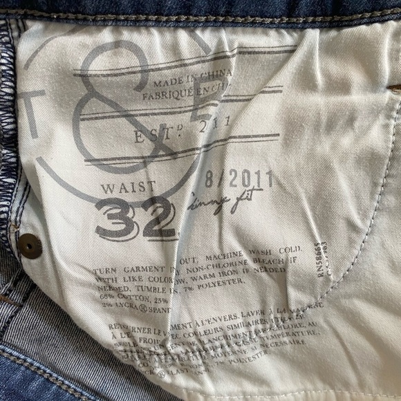 Treasure & Bond Rolled Cuff High-Waist Denim Jean Shorts | Size 32 - Picture 12 of 13